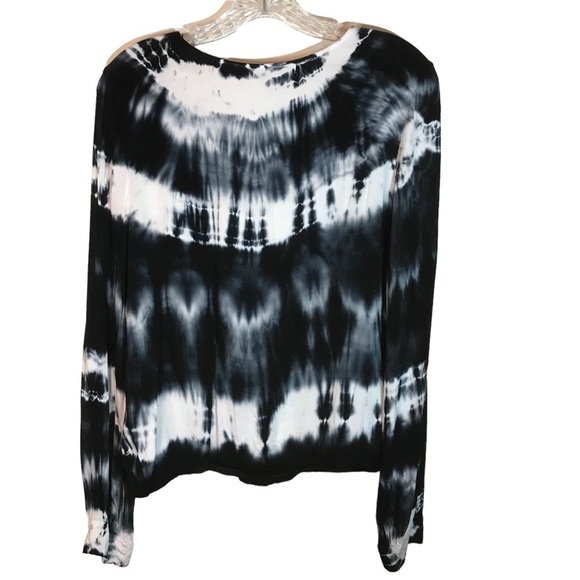 Young fabulous and broke women’s faux wrap open front tie-dye blouse size M - Picture 4 of 9